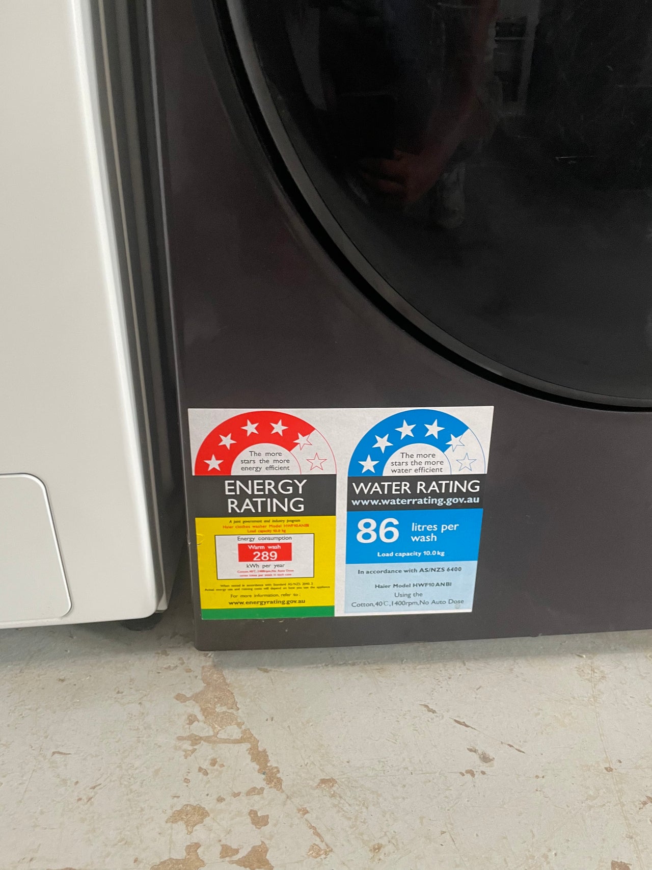 Factory second Haier 10kg Front Loader HWF10ANB1 - Second Hand Appliances Geebung