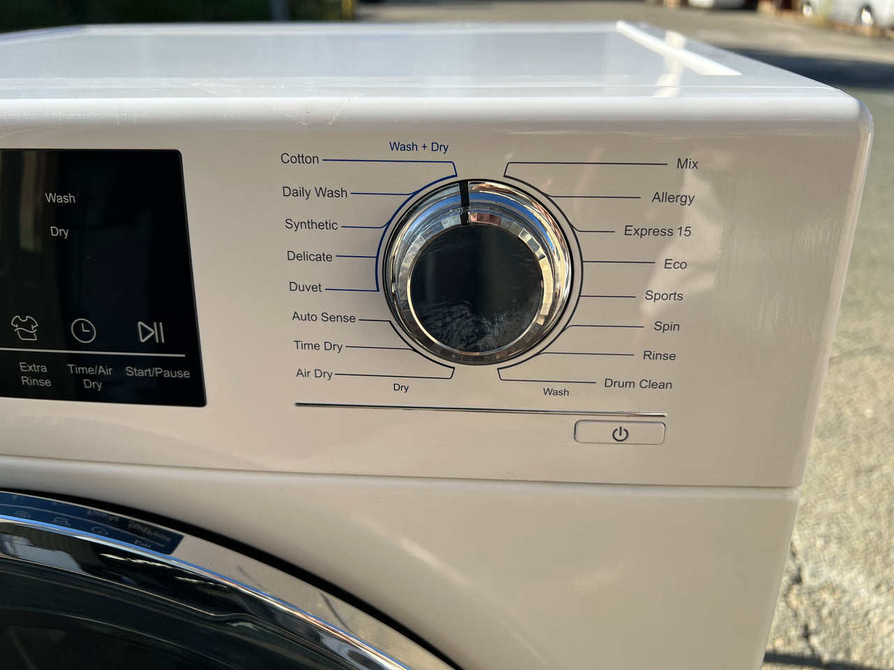Factory second Haier HWD8040BW1 8kg/4kg Front Load Washer & Dryer Combo - Second Hand Appliances Geebung