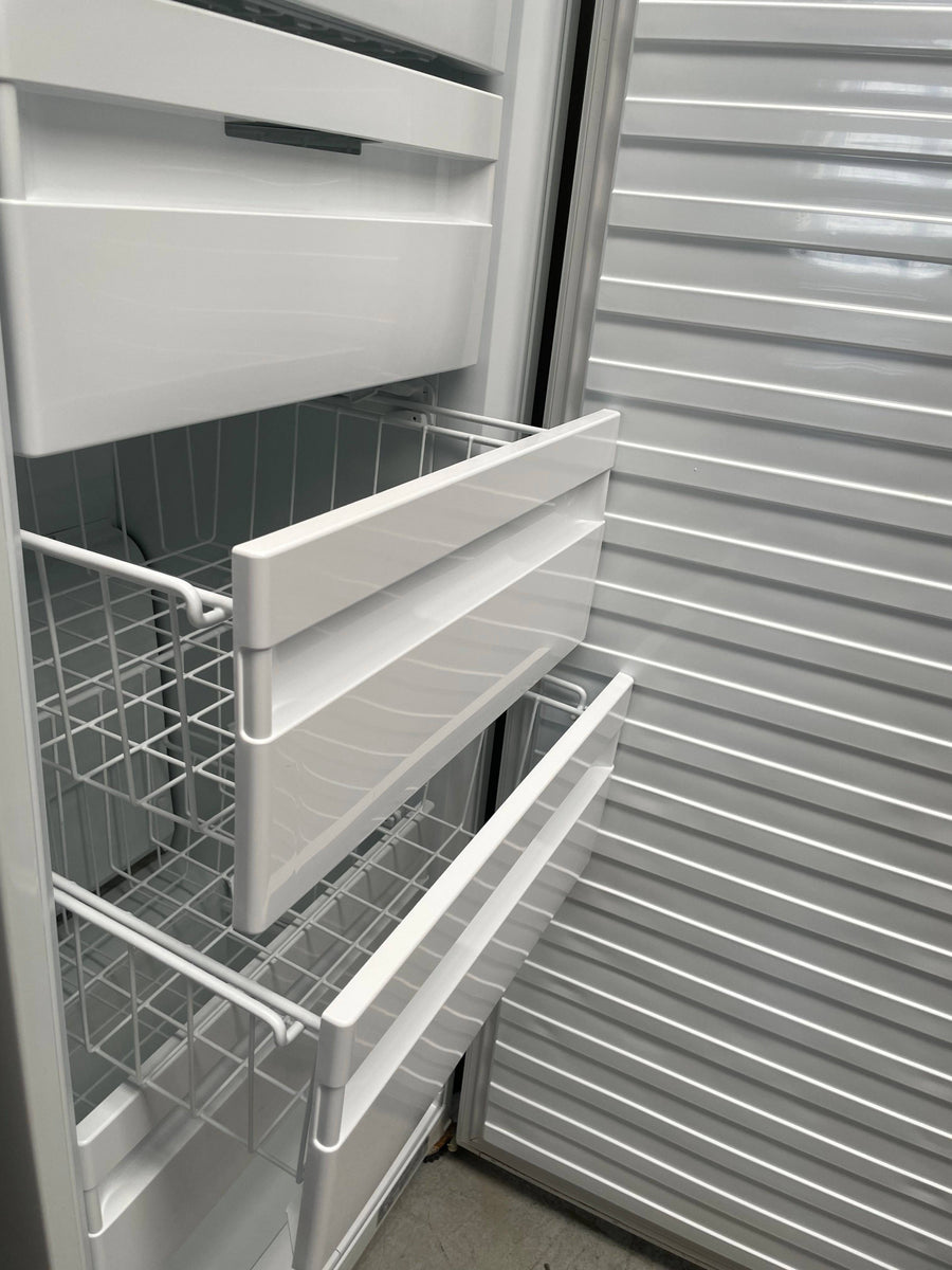 Second hand Fisher & Paykel N388 389L Upright Freezer - Second Hand Appliances Geebung