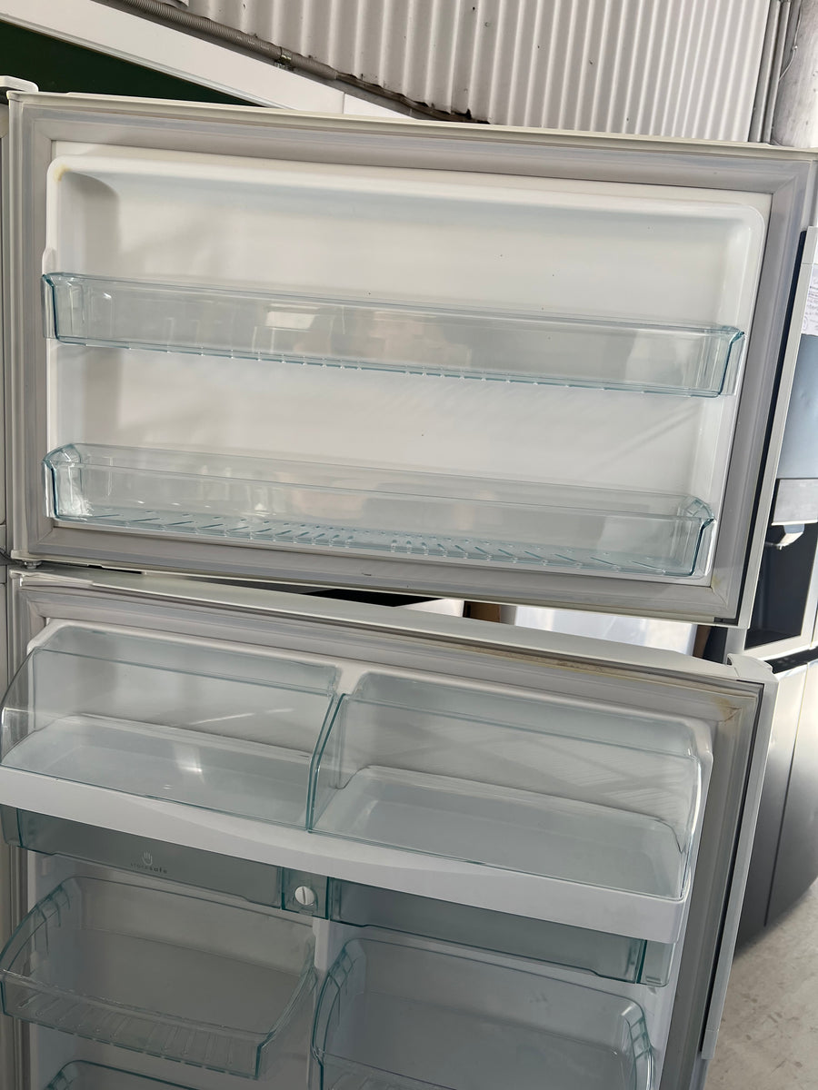 Second hand Westinghouse WTM5200WBR 520L Fridge - Second Hand Appliances Geebung